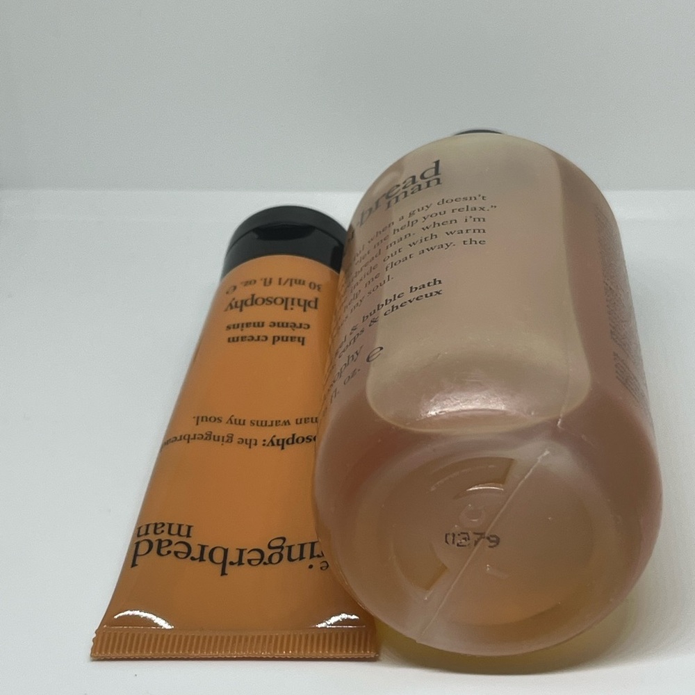 New Philosophy 3 in 1 Shower Gel & Bubble Bath Gingerbread Man 180mL& Hand Cream - Picture 3 of 4